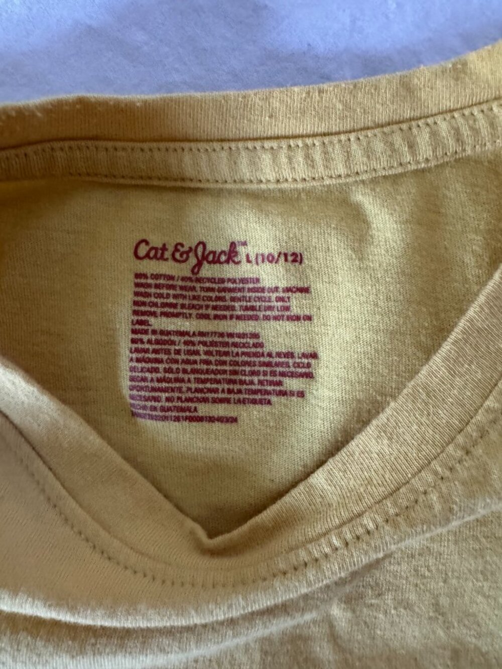 EUC Cat & Jack Yellow Short Sleeve T-Shirt Youth L 10/12 - Picture 2 of 3